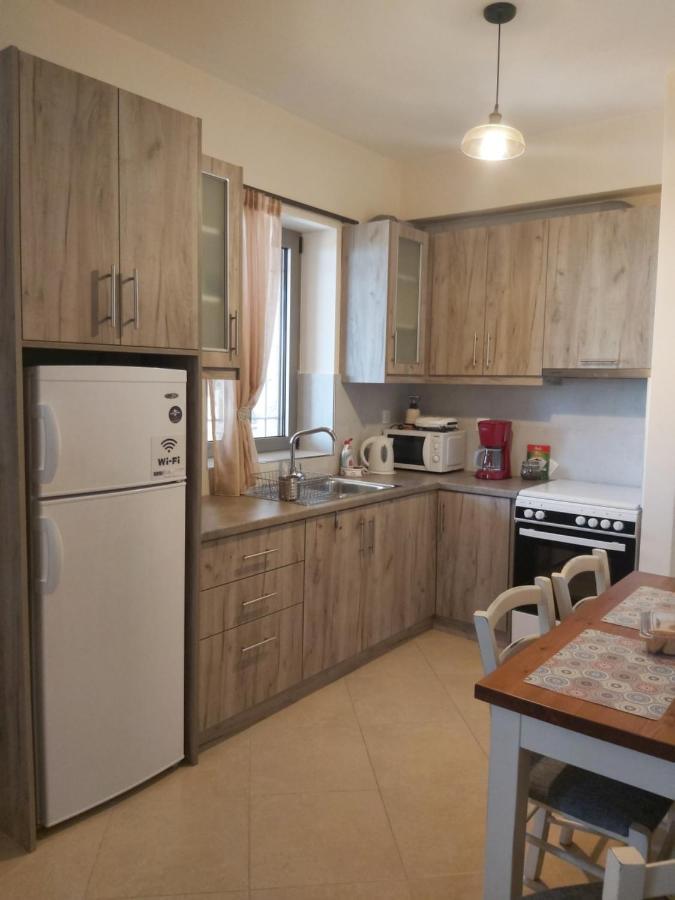 Riza Apartments Kardhamili Esterno foto